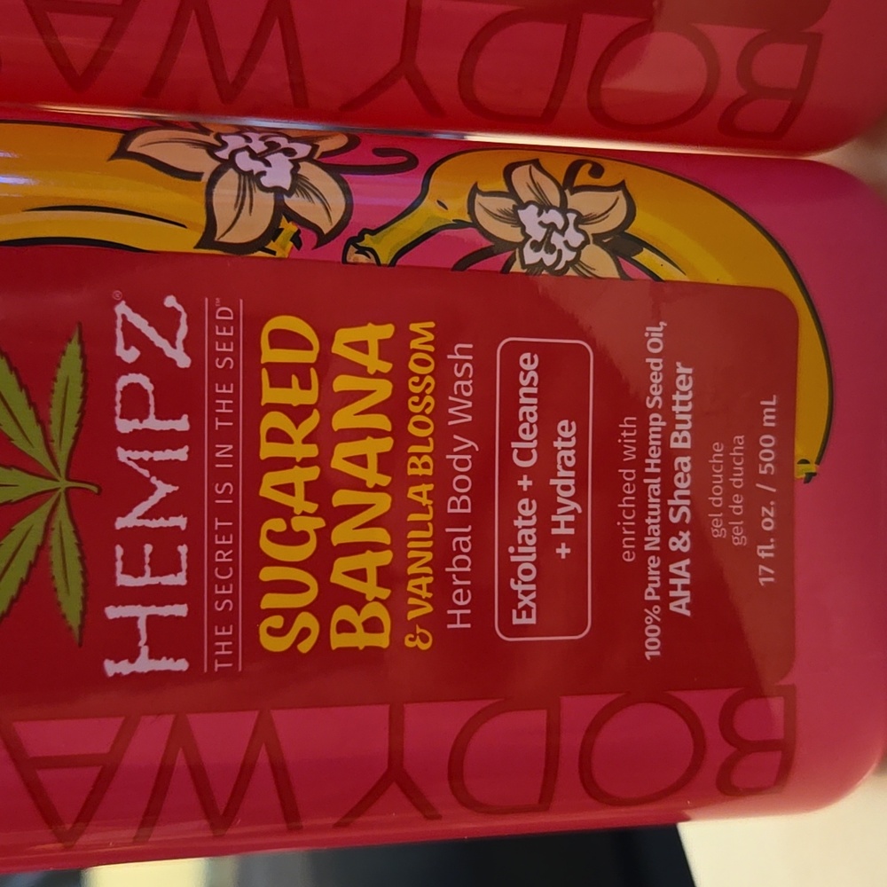 New And Sealed Hempz Sugared Banana & Vanilla Blossom Body Wash 2 x 17oz Bottles - Picture 3 of 5